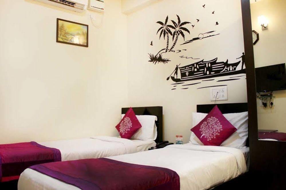 Itsy By Treebo - Palm Emirates Hotel Bangalore Exterior foto